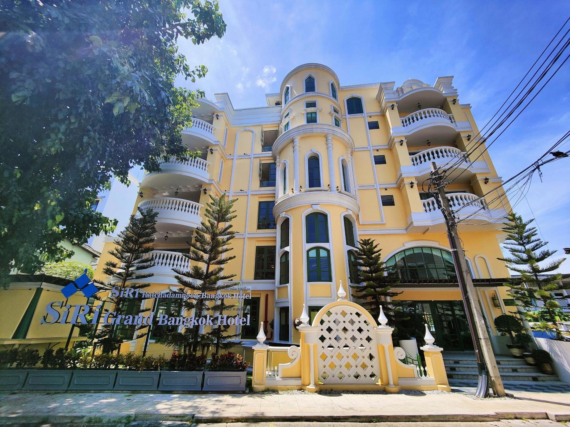 Siri Grand Bangkok Hotel Exterior foto